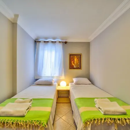 Apartment Ada Kas
